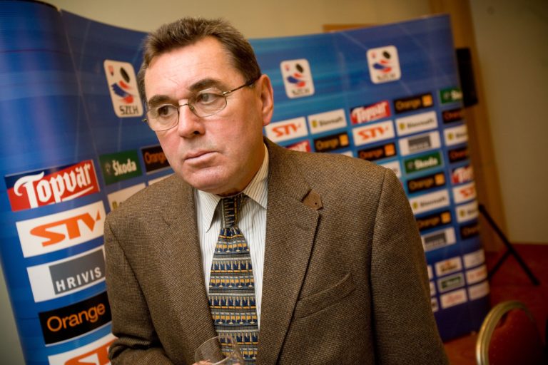 Václav Nedomanský