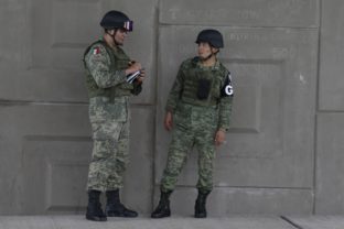 vojaci, Mexiko