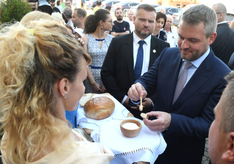 Rokovanie vlády