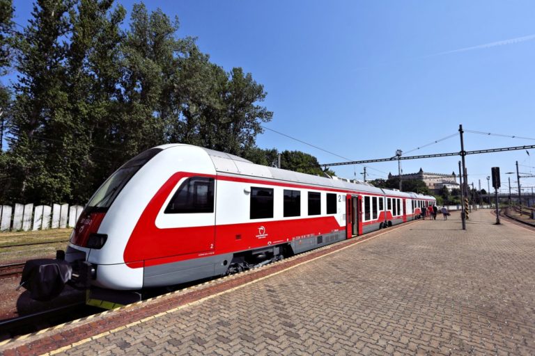 Nový dieselmotorový vlak