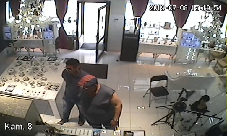 Krádež v zlatníctve na Laurinskej ulici