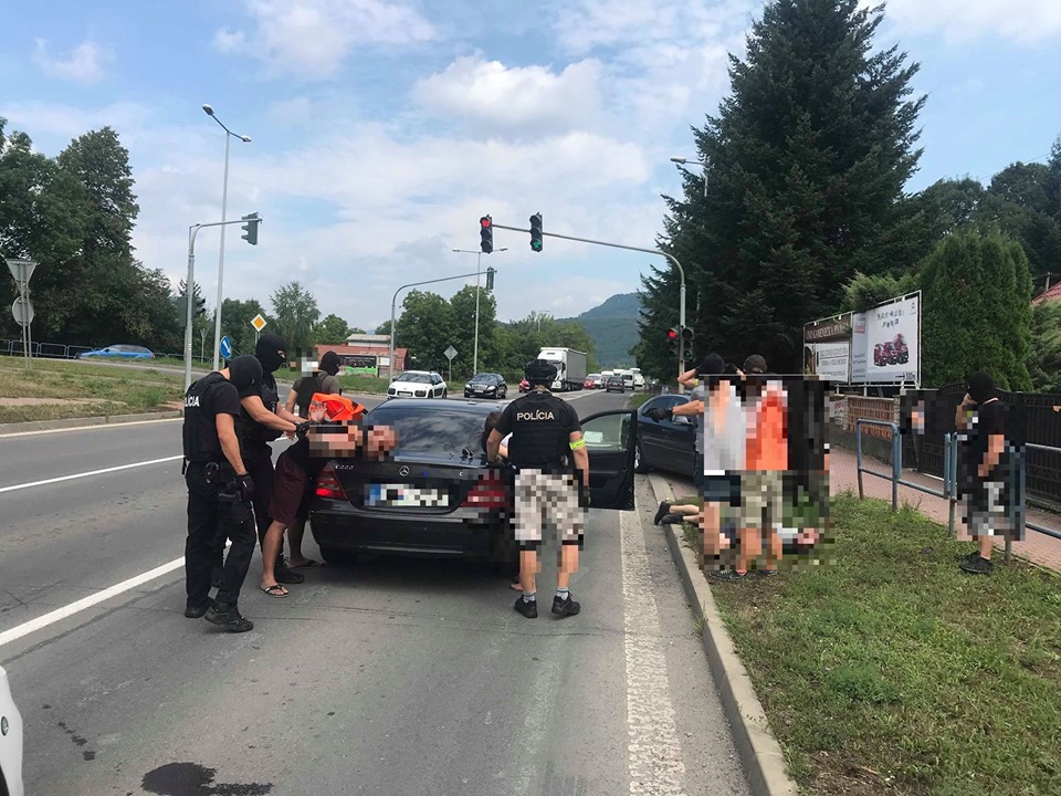 polícia, zásah, Ladomerská Vieska, drogy