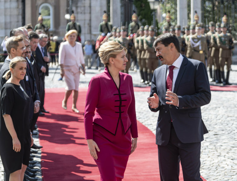 Zuzana Čaputová, János Áder, návšteva prezidentky