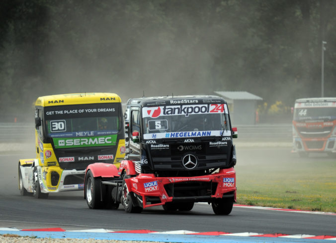 MOTORIZMUS: Majstrovstvá Európy ťahačov na okruhu Slovakia Ring