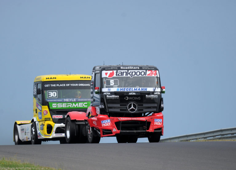 MOTORIZMUS: Majstrovstvá Európy ťahačov na okruhu Slovakia Ring