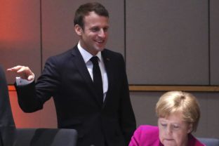 Emmanuel Macron, Angela Merkelová