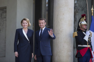 Zuzana Čaputová, Emmanuel Macron