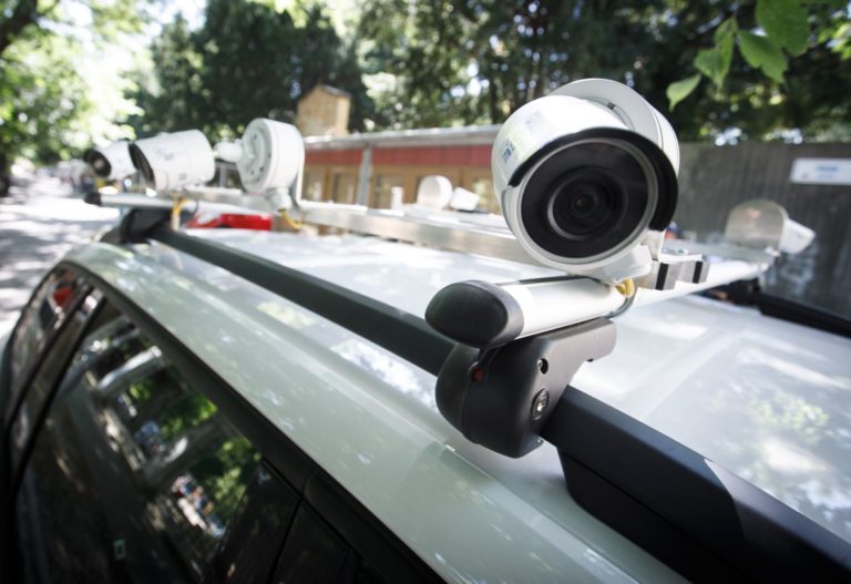 Cam car, parkovanie, polícia