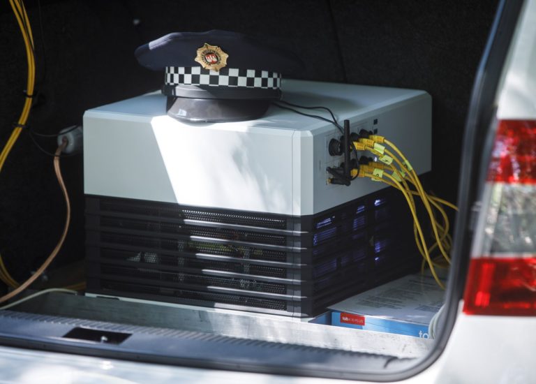 Cam car, parkovanie, polícia