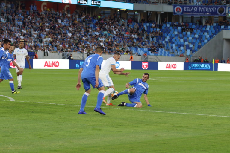 FUTBAL LM: Slovan Bratislava - Sutjeska Nikšič
