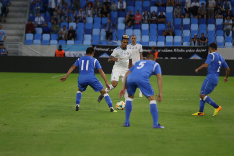 FUTBAL LM: Slovan Bratislava - Sutjeska Nikšič