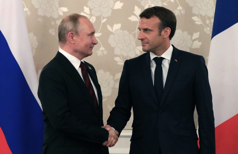 Vladimir Putin, Emmanuel Macron