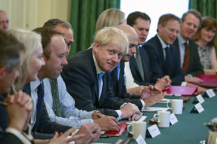 Boris Johnson, zasadnutie britskej vlády