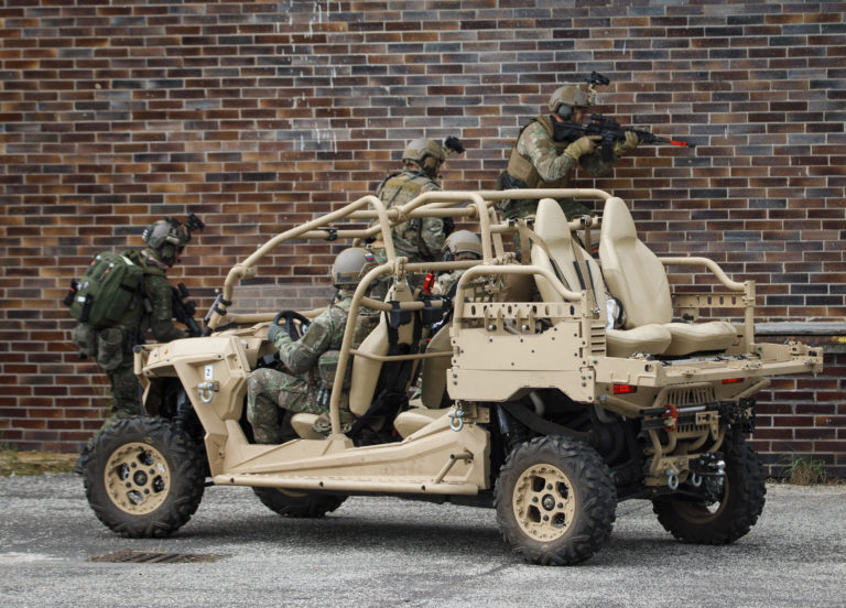 Návšteva predsedu vojenského výboru NATO