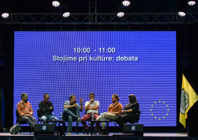 Pohoda 2019, Debata Stojíme pri kultúre