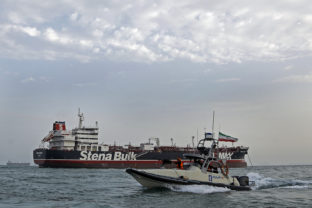 Tanker, Irán, Veľká Británia