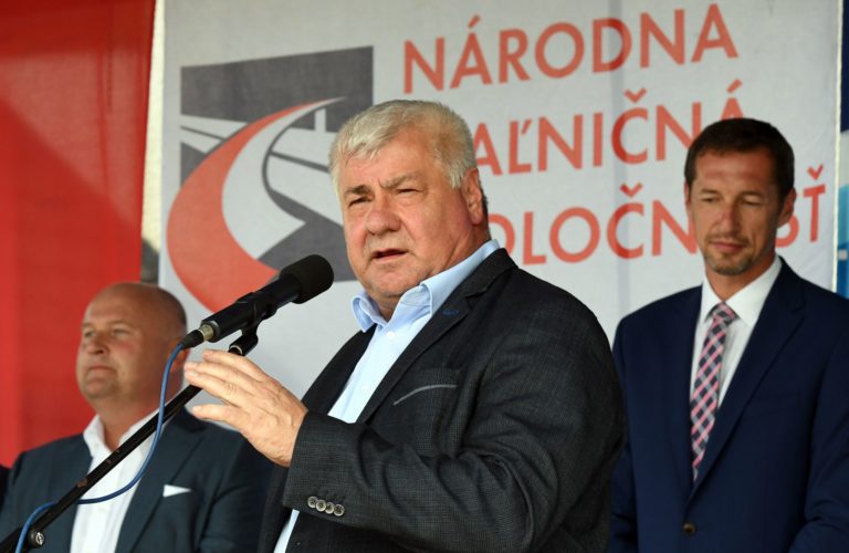Arpad Ersek,Otvorenie prvej etapy výstavby R4