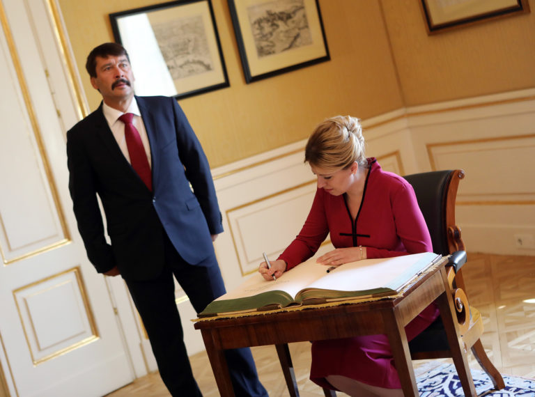 Zuzana Čaputová, János Áder, návšteva prezidentky