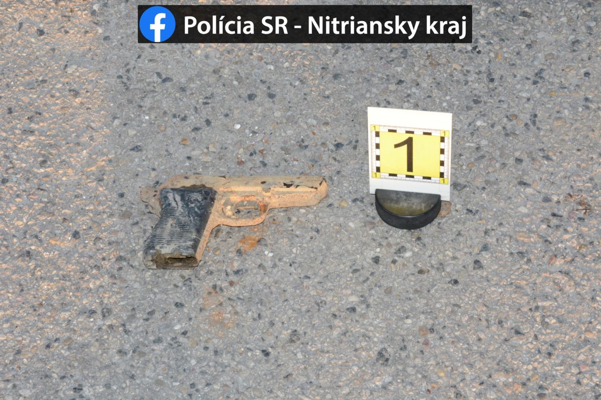 zbraň, rieka, Nitra