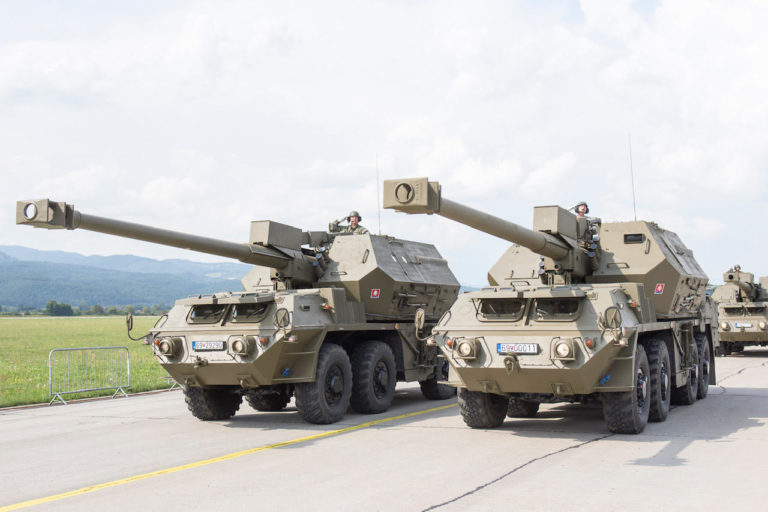 Armáda, Generálny nácvik vojenskej prehliadky