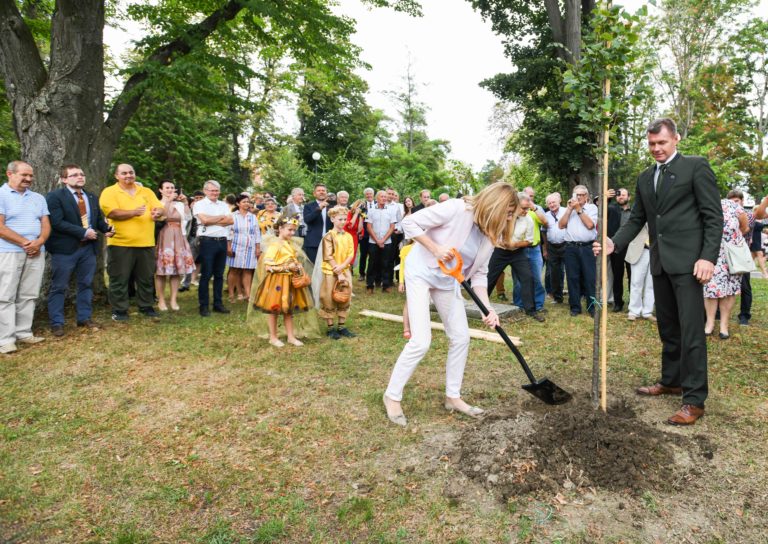 Oslava 100. výročia založenia prvej oficiálnej včelárskej organizácie na Slovensku