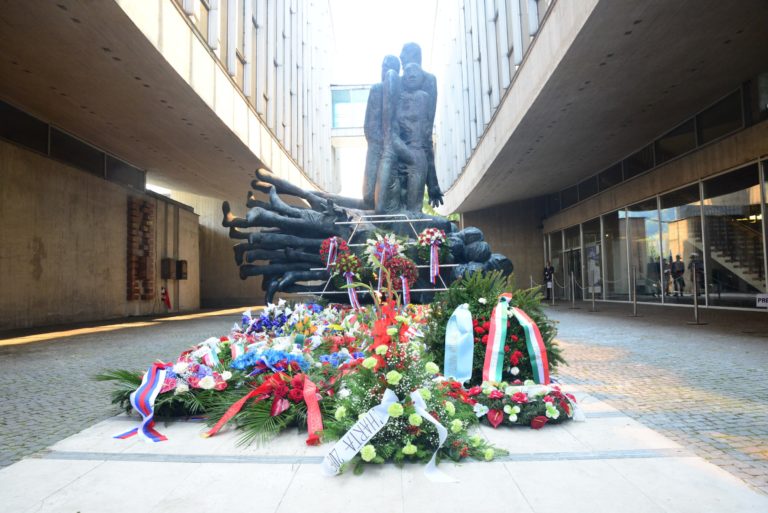 BANSKÁ BYSTRICA: Oslavy 72. výročia SNP
