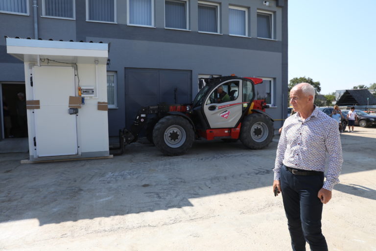Distribúcia chladiacich boxov pre poľovníkov
