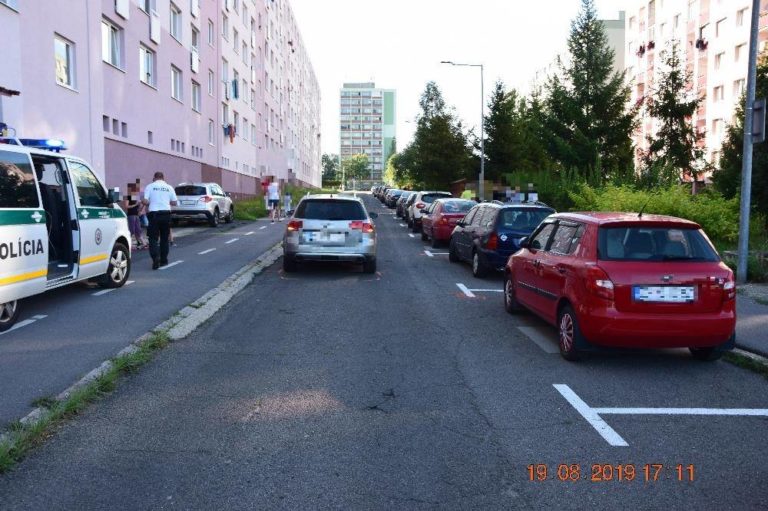 dopravná nehoda, zrážka chodca s autom, chlapček