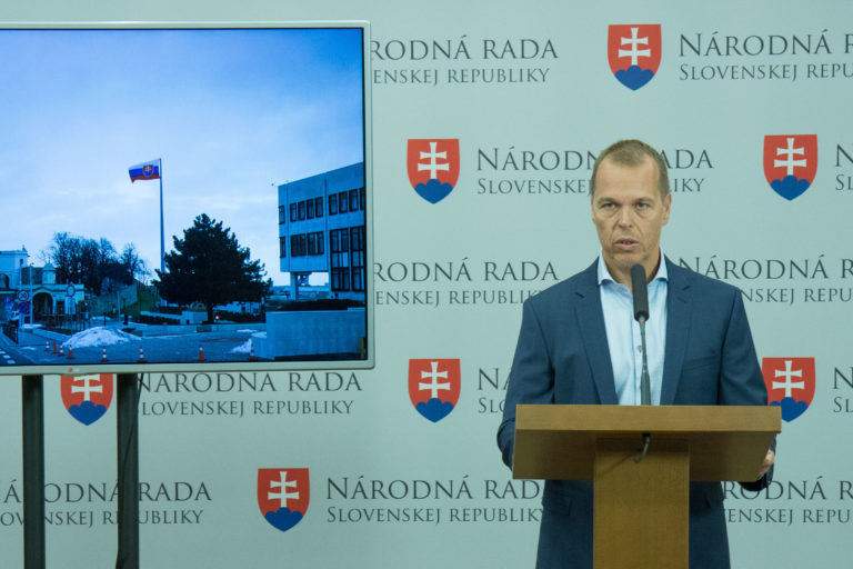 Guspan, vlakový stožiar