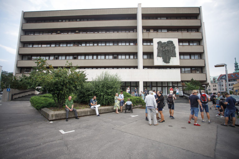 PROTEST: Za odvolanie Moniky Jankovskej