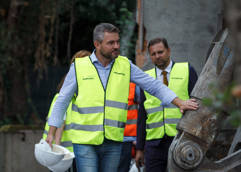 Peter Pellegrini, nemocnica Rázsochy