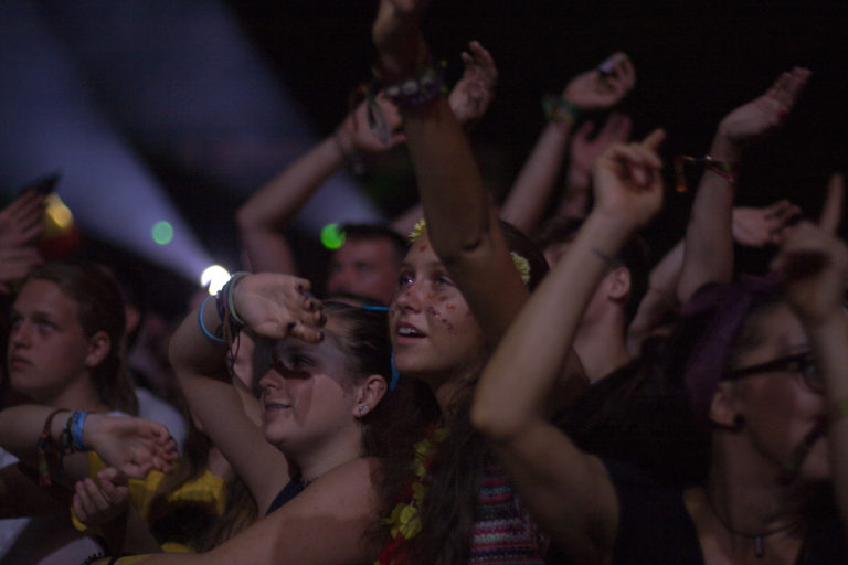 UPRISING 2019: Polemic a Medial Banana