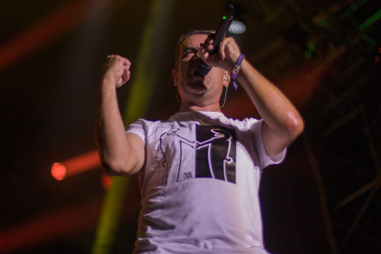 UPRISING 2019: Polemic a Medial Banana