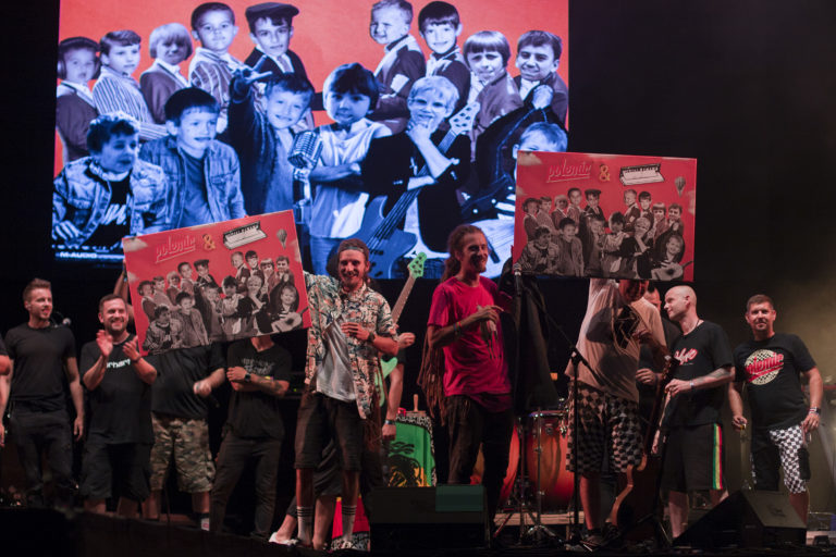 UPRISING 2019: Polemic a Medial Banana