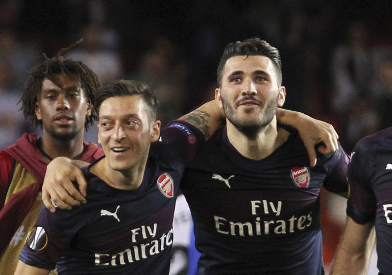 Mesut Özil, Sead Kolašinac