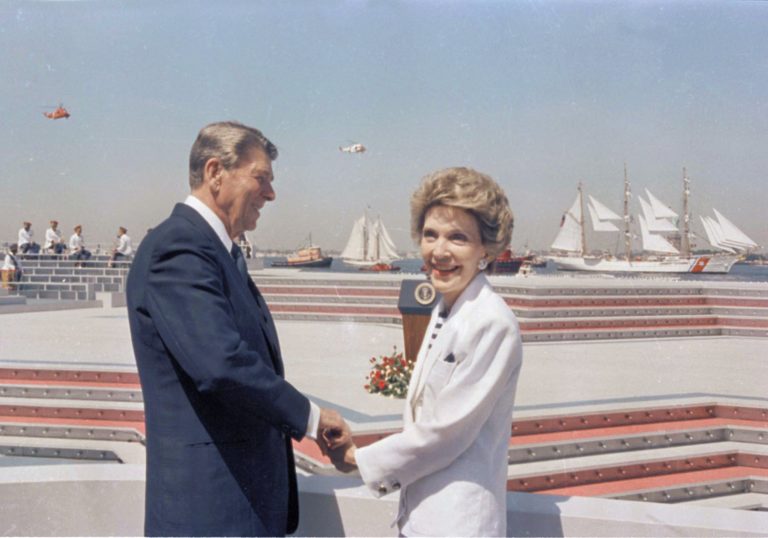 Ronald Reagan, Nancy Reaganová
