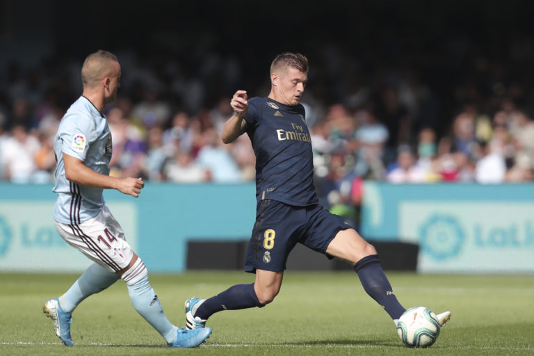 Stanislav Lobotka, Toni Kroos