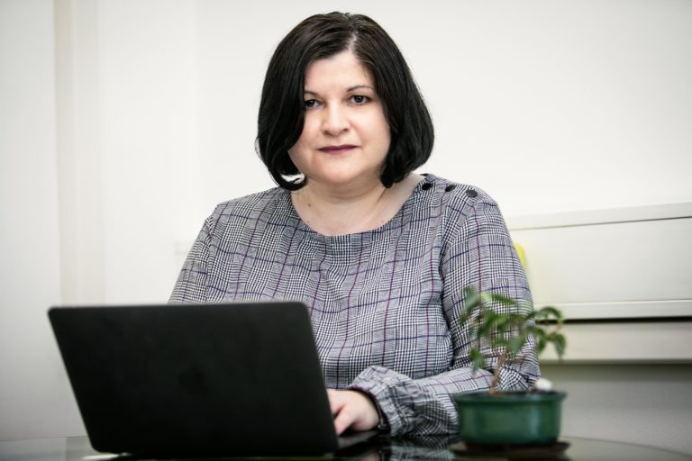 Zuzana Devera