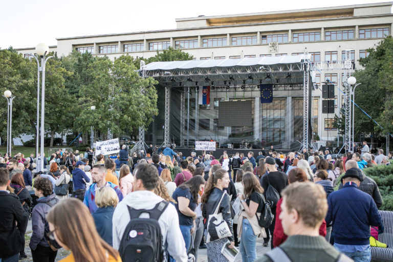 PROTEST: Za slušné Slovensko v Bratislave