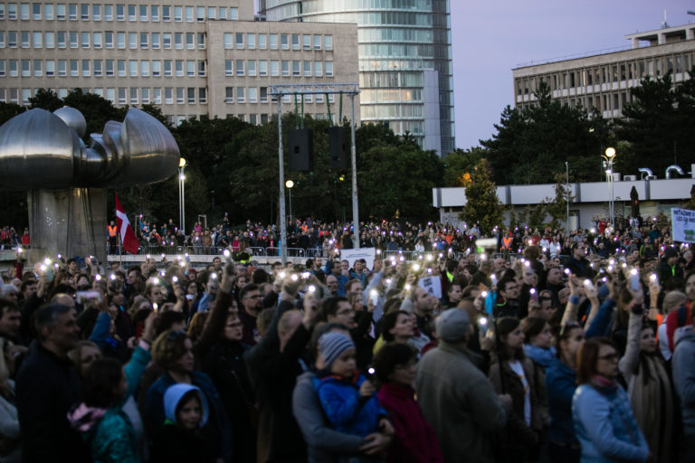 PROTEST: Za slušné Slovensko v Bratislave