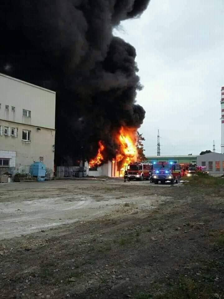 požiar, hasiči, Trnava