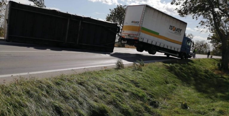 silný vietor, dopravná nehoda