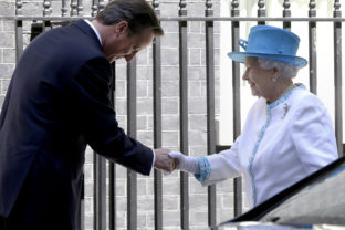 David Cameron, kráľovná Alžbeta II.