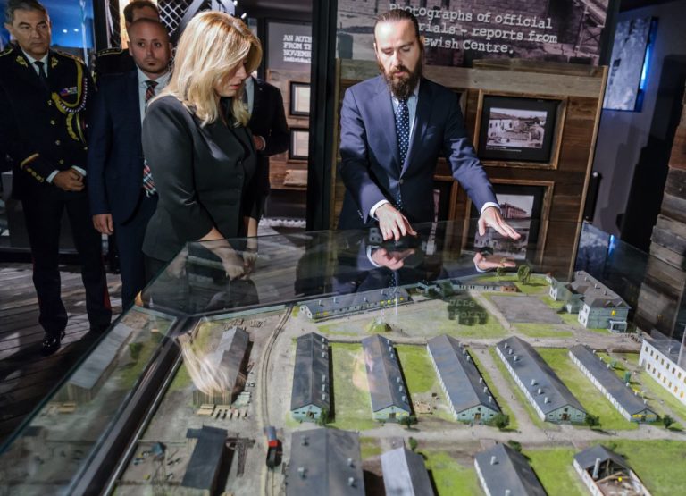 Zuzana Čaputová, Múzeum holokaustu v Seredi