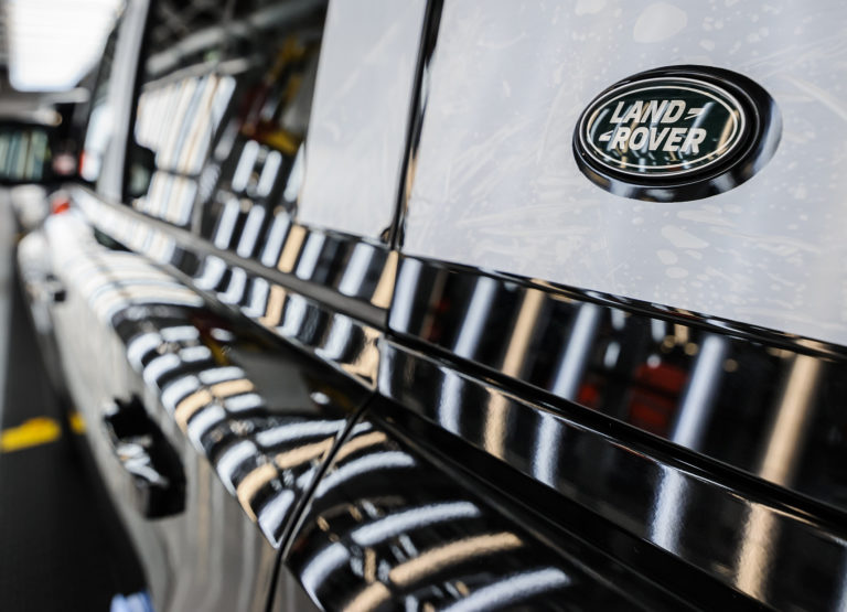 PRIEMYSEL: Slovenská premiéra Land Rover Defender
