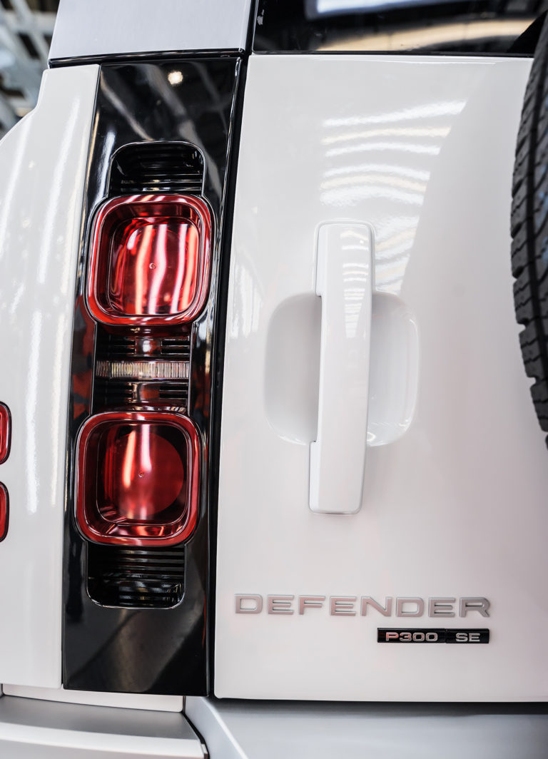 PRIEMYSEL: Slovenská premiéra Land Rover Defender