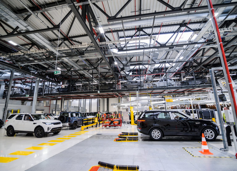 PRIEMYSEL: Slovenská premiéra Land Rover Defender