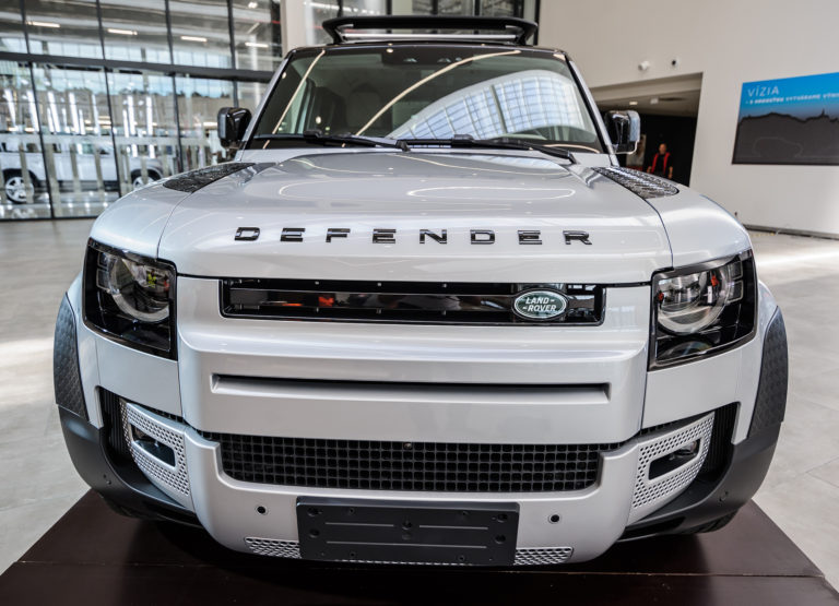 PRIEMYSEL: Slovenská premiéra Land Rover Defender