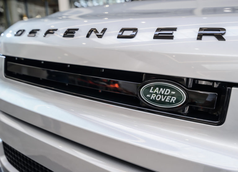 PRIEMYSEL: Slovenská premiéra Land Rover Defender