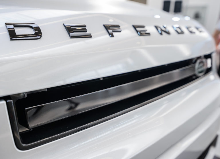 PRIEMYSEL: Slovenská premiéra Land Rover Defender